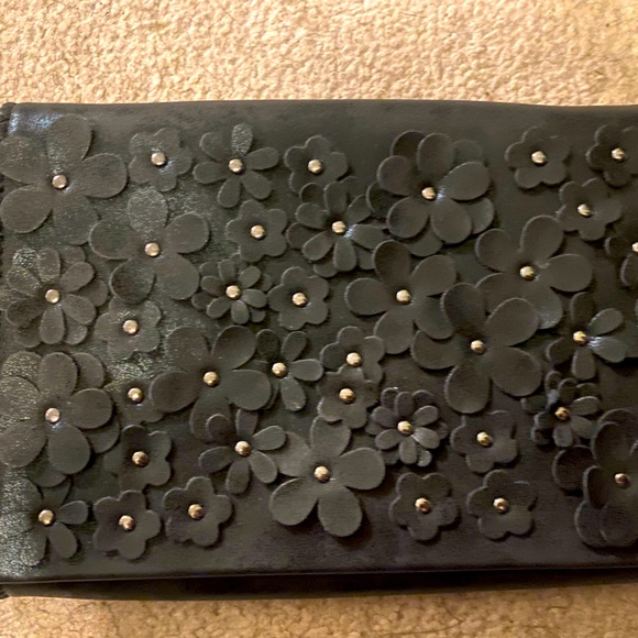 Dress purse - Picture 1 of 3